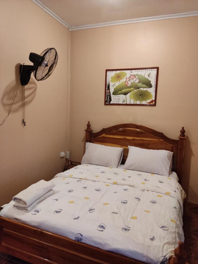 Erawan Guesthouse Паксе Екстер'єр фото