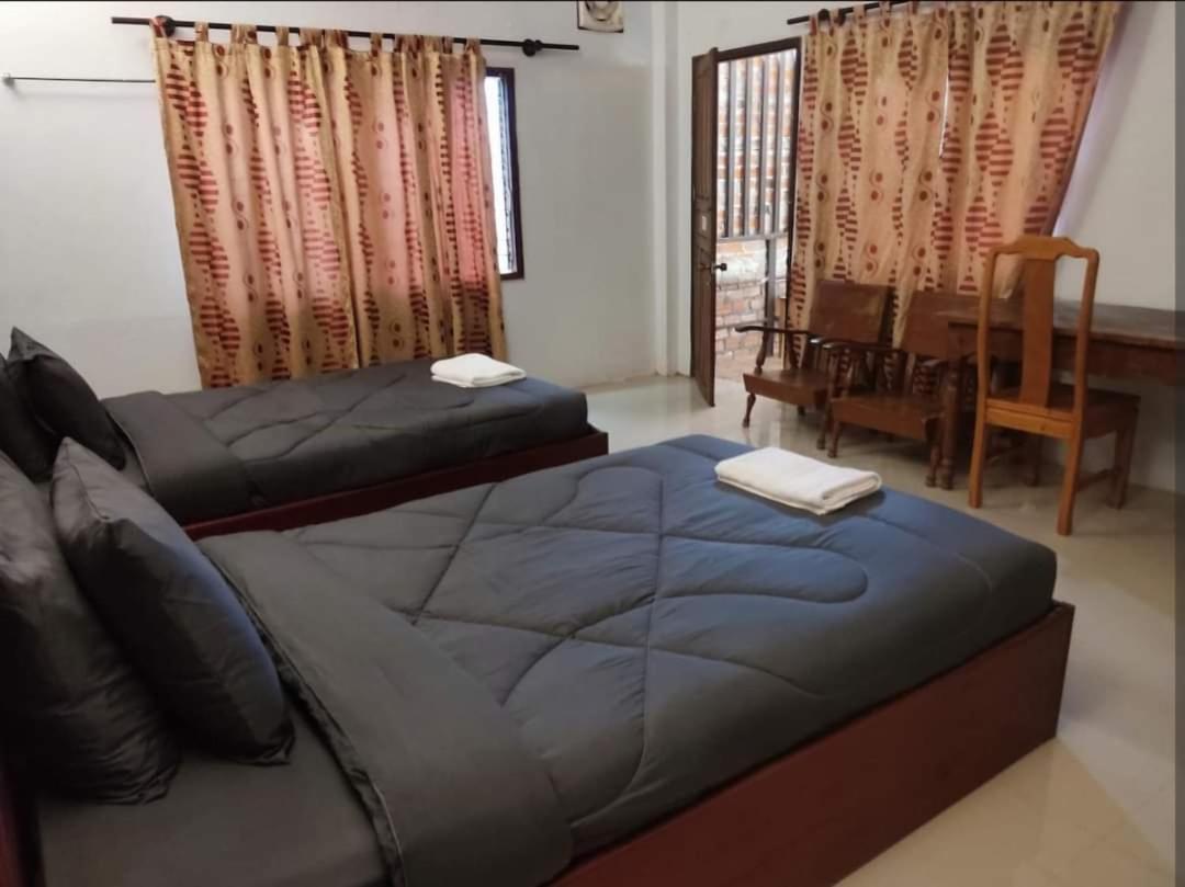 Erawan Guesthouse Паксе Екстер'єр фото