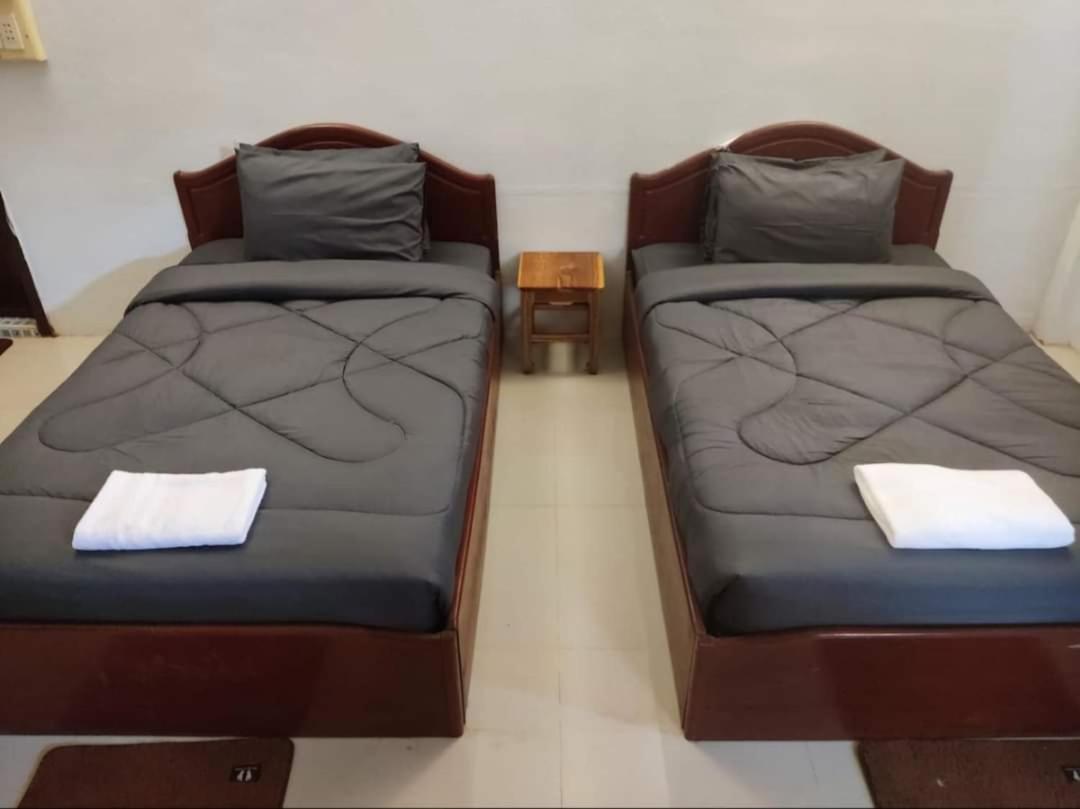 Erawan Guesthouse Паксе Екстер'єр фото